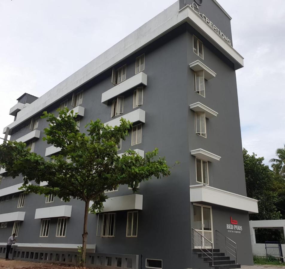 Bed Pods Albergue Thiruvananthapuram Exterior foto